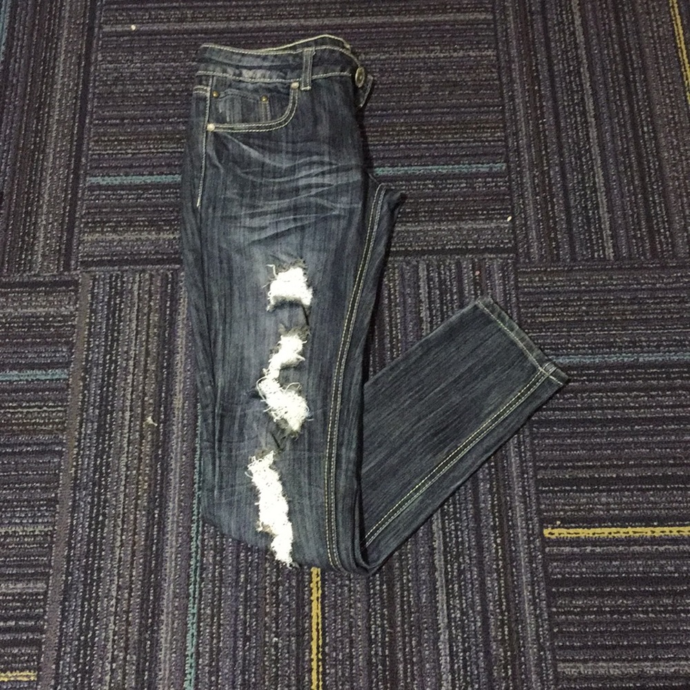 Ripped Style Jeans